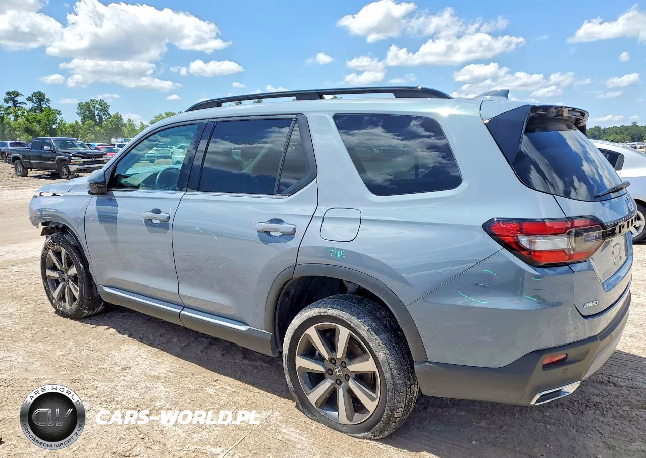 2023 Honda Pilot Touring VIN:5FNYG1H78PB030395 - 2
