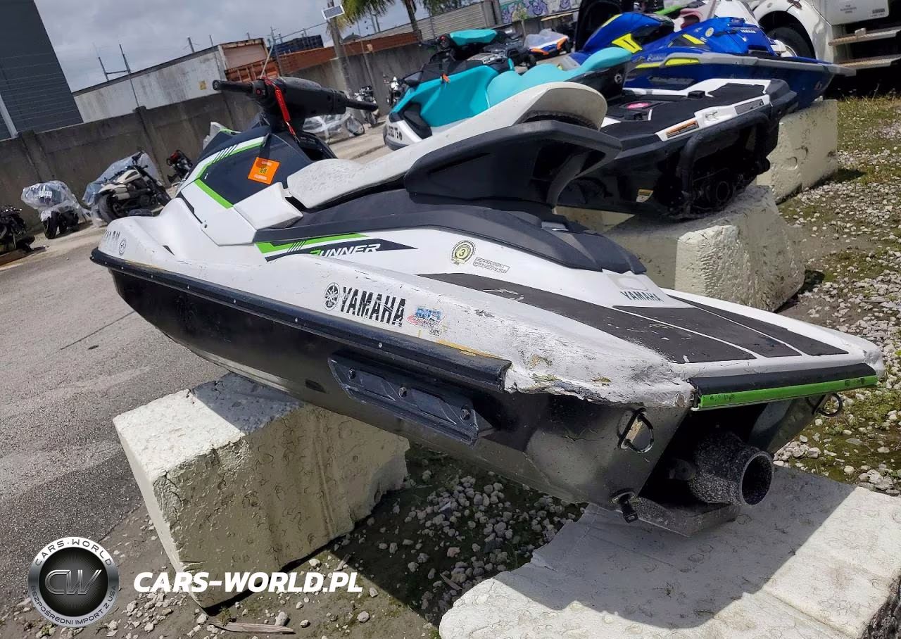 2017 Yam Jet Ski VIN:YAMA0990D717 - 3