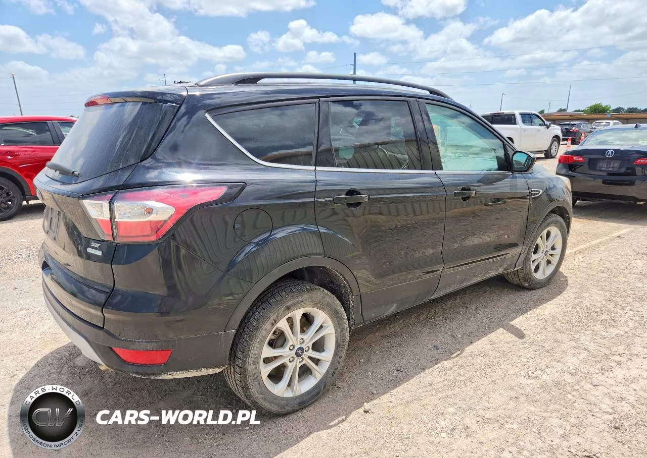 2017 Ford Escape Se VIN:1FMCU0GD5HUE43237 - 3