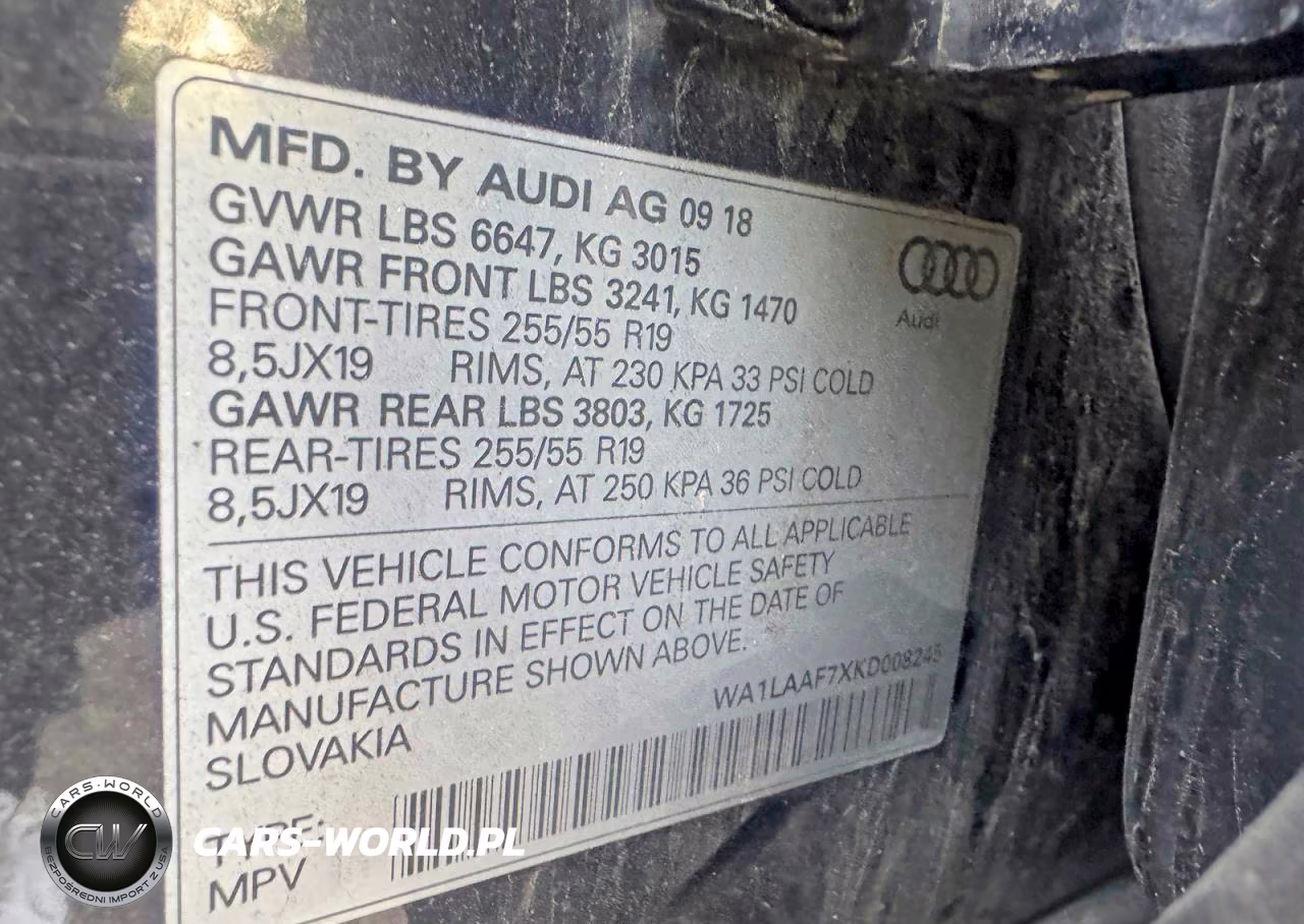 2019 Audi Q7 Premium Plus VIN:WA1LAAF7XKD008245 - 10