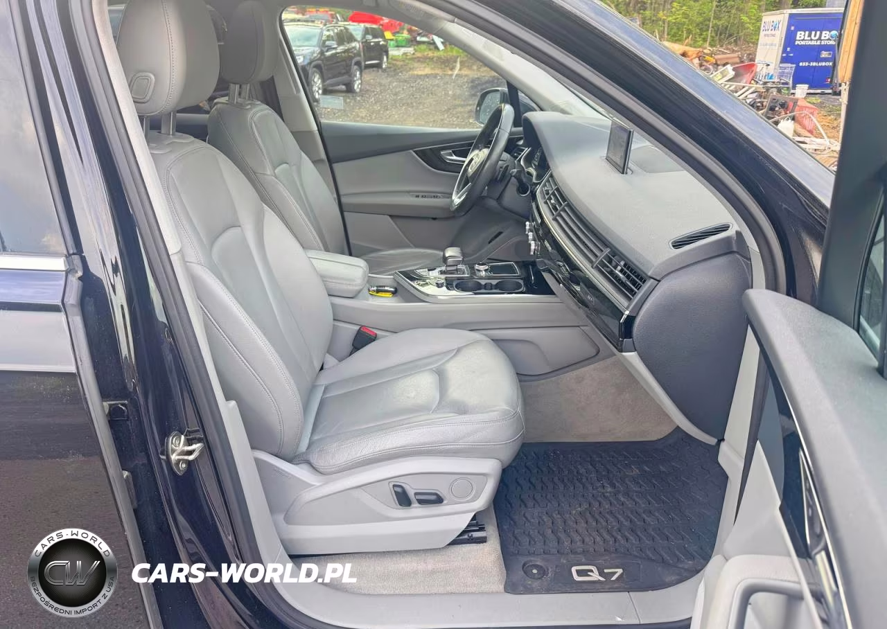2019 Audi Q7 Premium Plus VIN:WA1LAAF7XKD008245 - 5