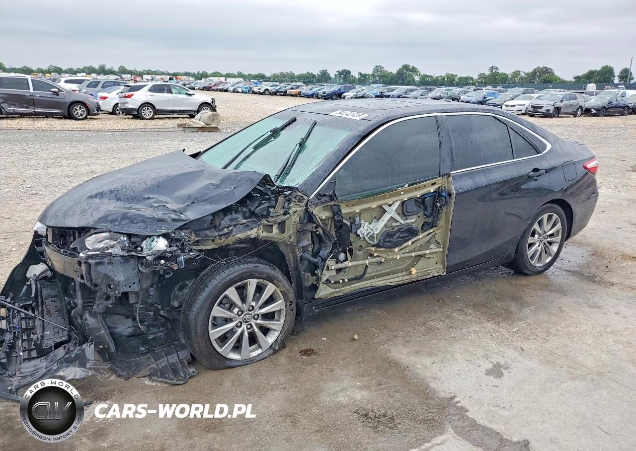 2017 Toyota Camry Hybrid Xle