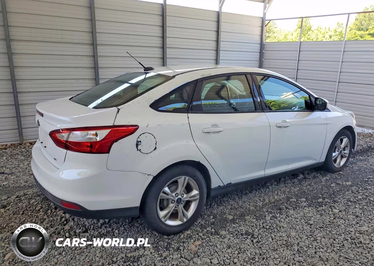 2013 Ford Focus Se VIN:1FADP3F20DL198239 - 3