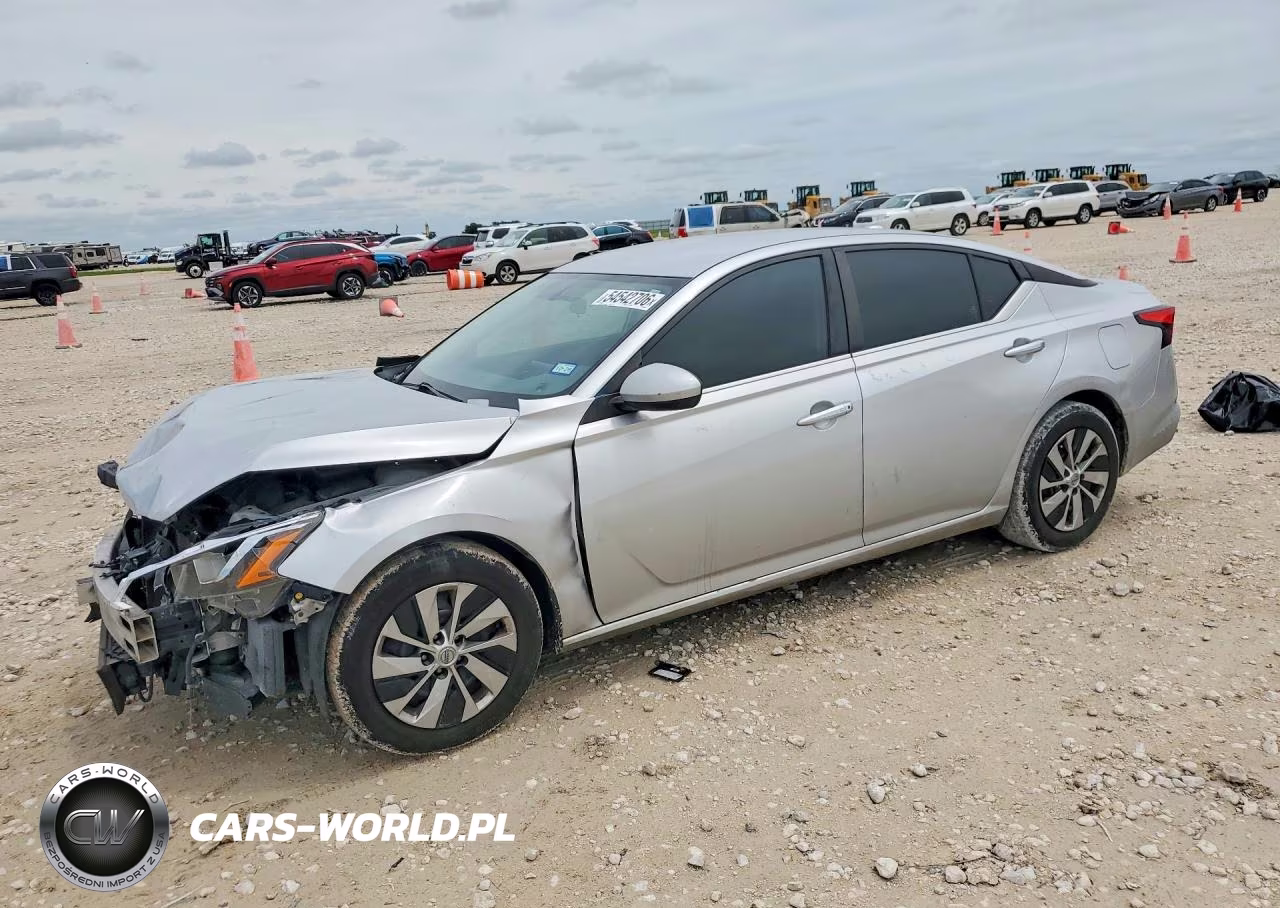 2019 Nissan Altima S