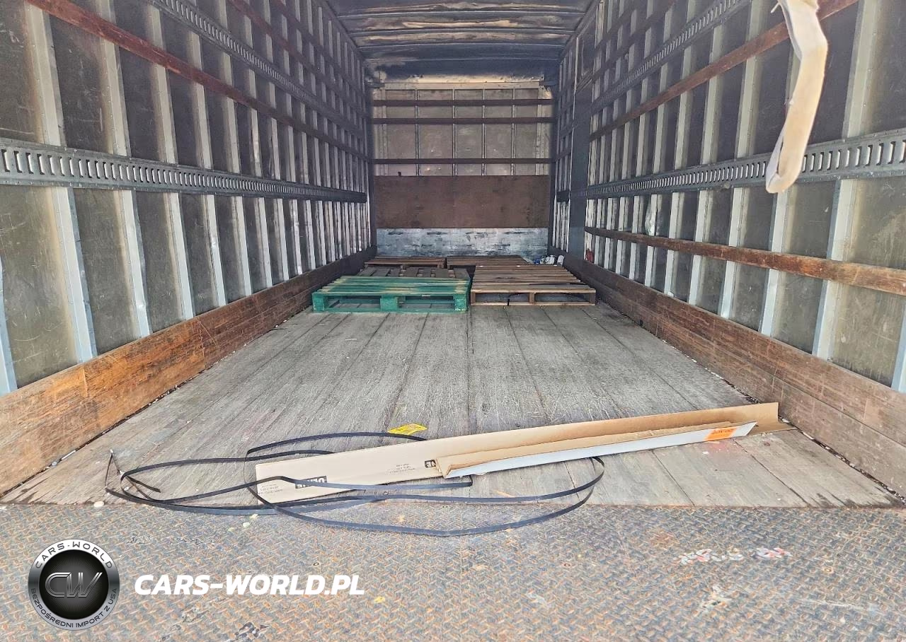 2011 International 4300 Box Truck VIN:1HTMMAALXBH316131 - 10