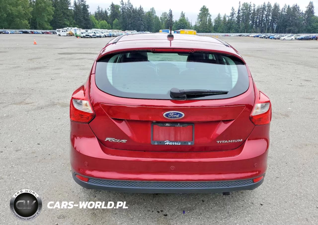 2014 Ford Focus Titanium VIN:1FADP3N23EL255245 - 6