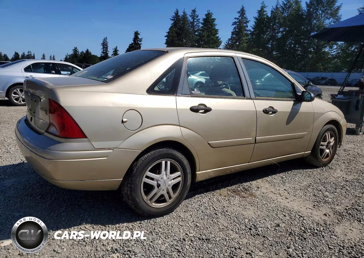 2002 Ford Focus Se VIN:1FAFP34382W155705 - 3