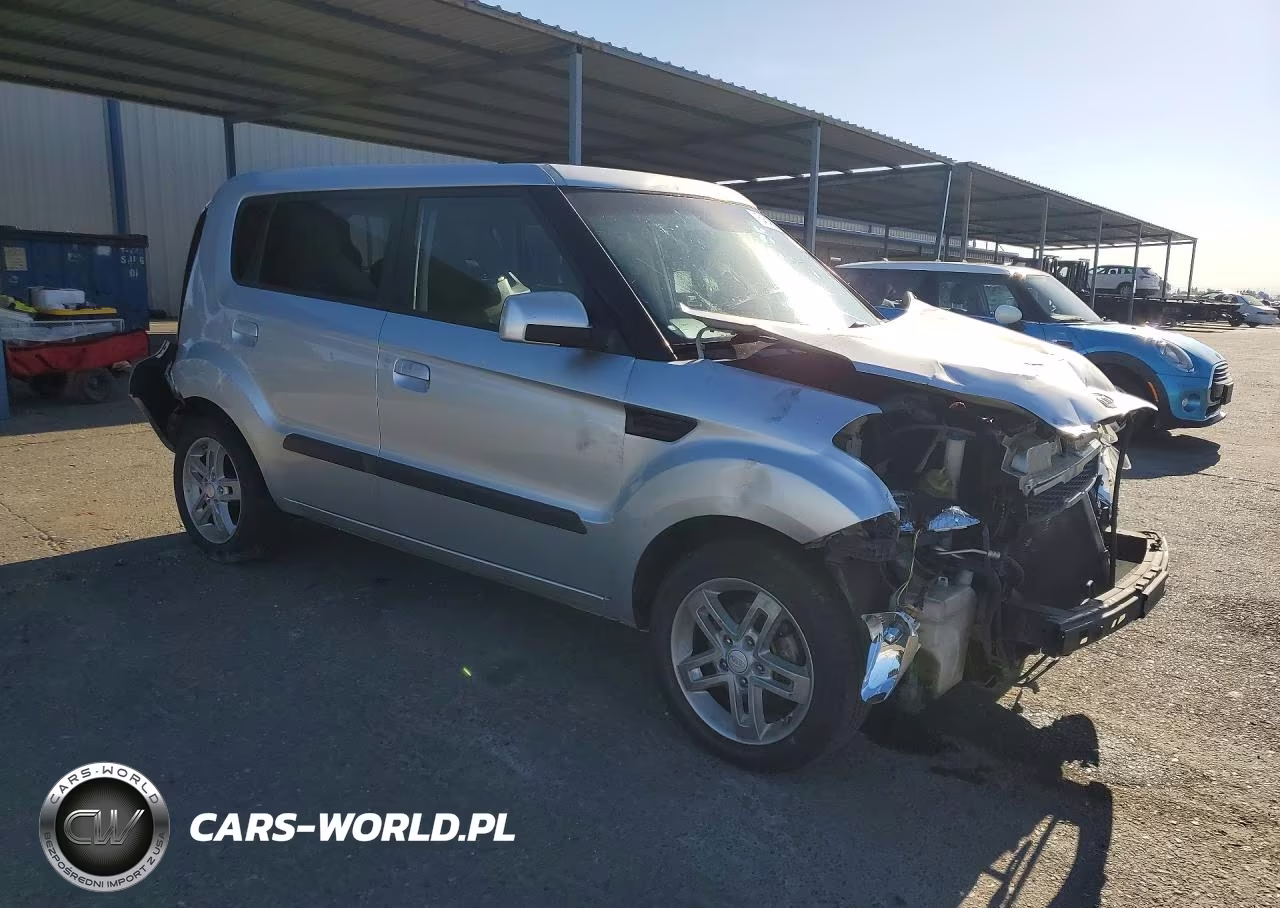 2010 Kia Soul + VIN:KNDJT2A20A7049490 - 4