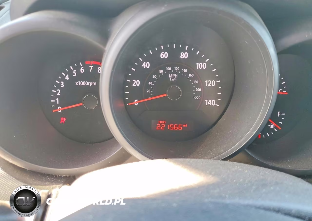 2010 Kia Soul + VIN:KNDJT2A20A7049490 - 9