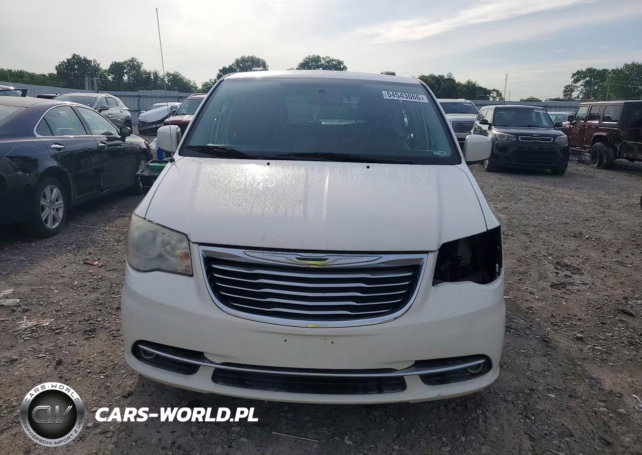 2013 Chrysler Town & Country Touring VIN:2C4RC1BG9DR675484 - 5