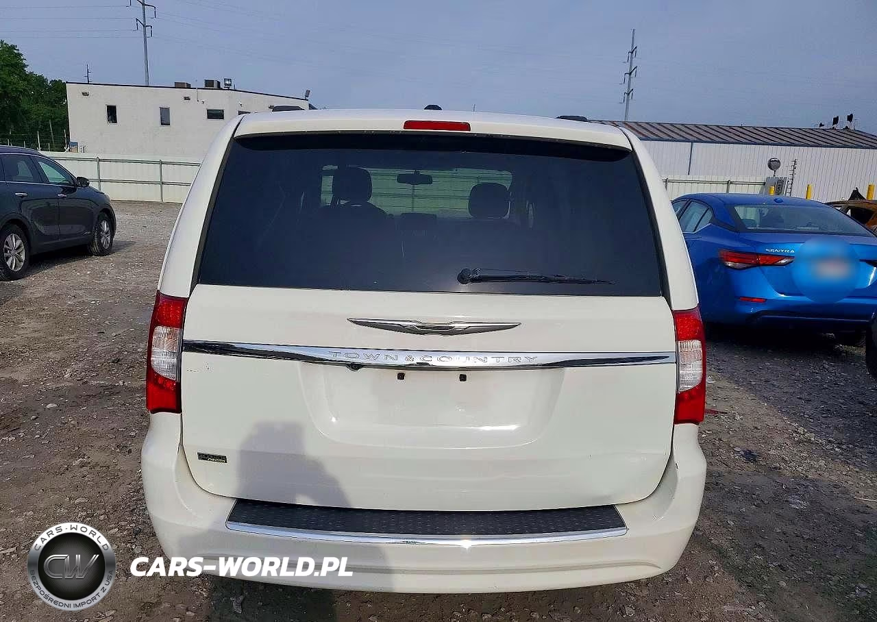 2013 Chrysler Town & Country Touring VIN:2C4RC1BG9DR675484 - 6