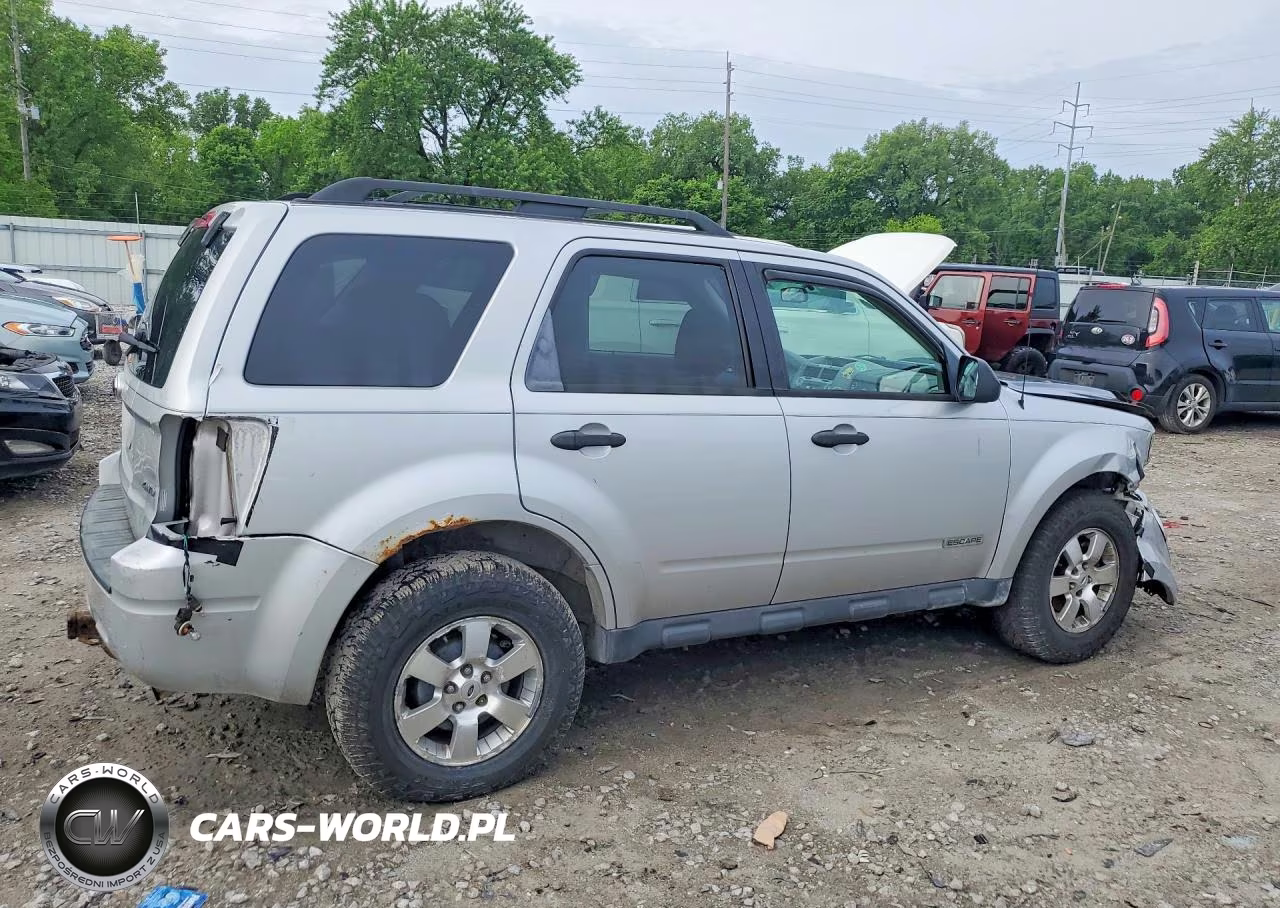 2008 Ford Escape Xlt VIN:1FMCU931X8KD49365 - 3