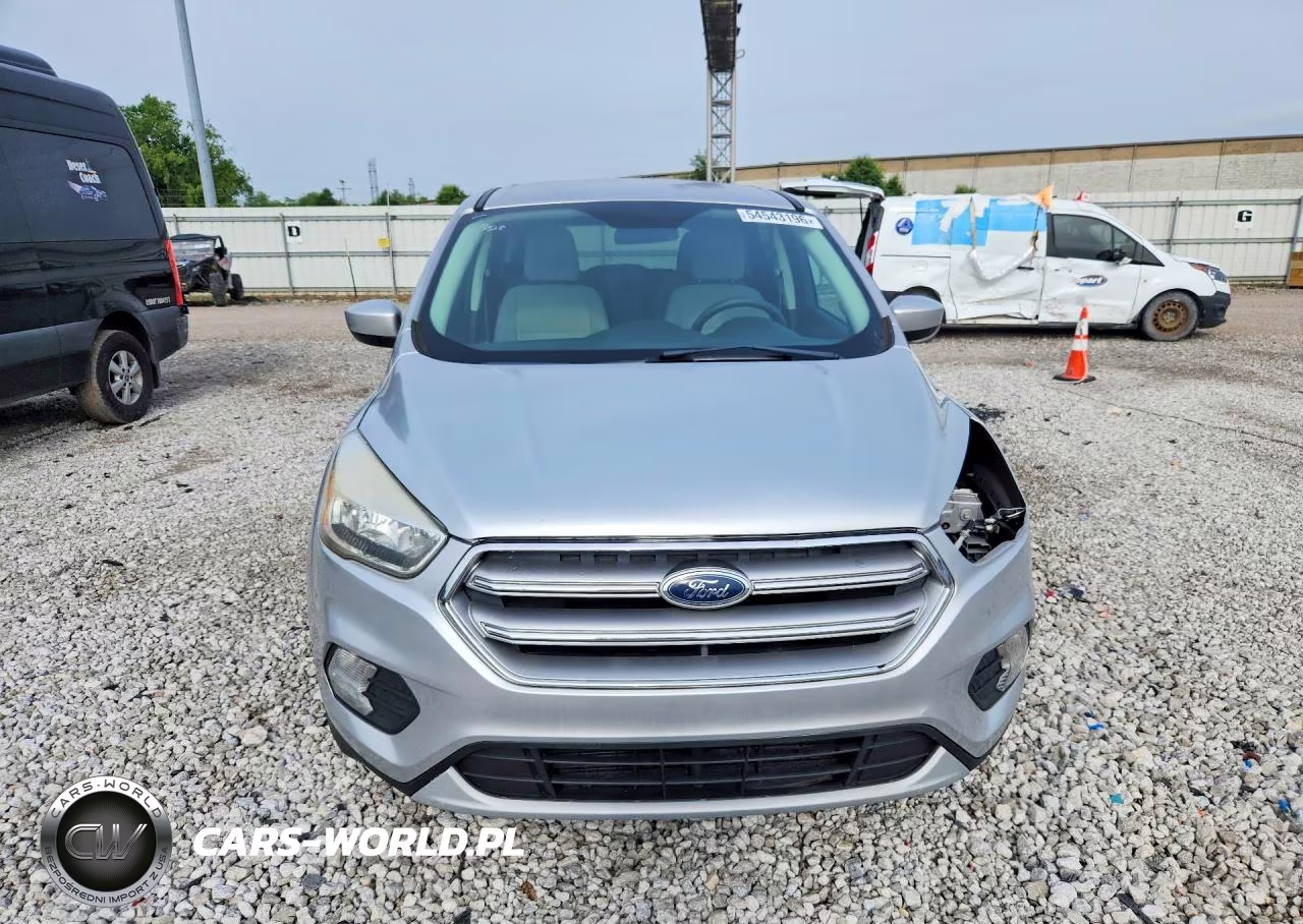 2017 Ford Escape Se VIN:1FMCU0GD2HUE24693 - 5