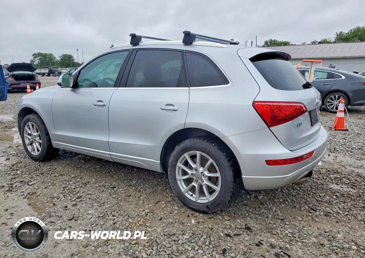2010 Audi Q5 Premium Plus VIN:WA1LKAFP3AA072396 - 2