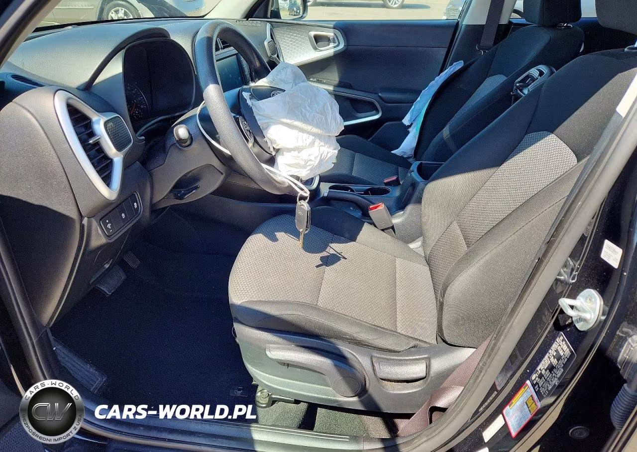 2020 Kia Soul Lx VIN:KNDJ23AUXL7068108 - 7