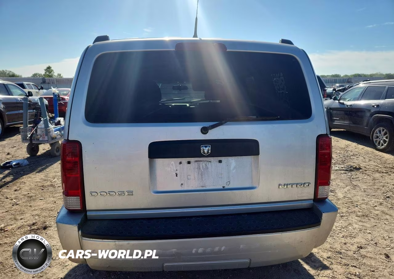 2011 Dodge Nitro Heat VIN:1D4PT4GKXBW549471 - 6