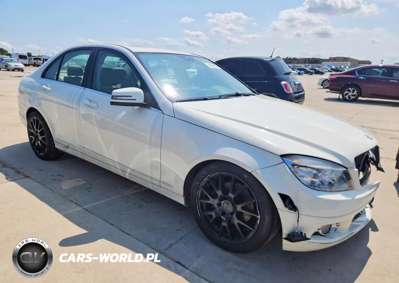 2010 Mercedes-Benz C 300 4Matic VIN:WDDGF8BB7AR123159 - 4