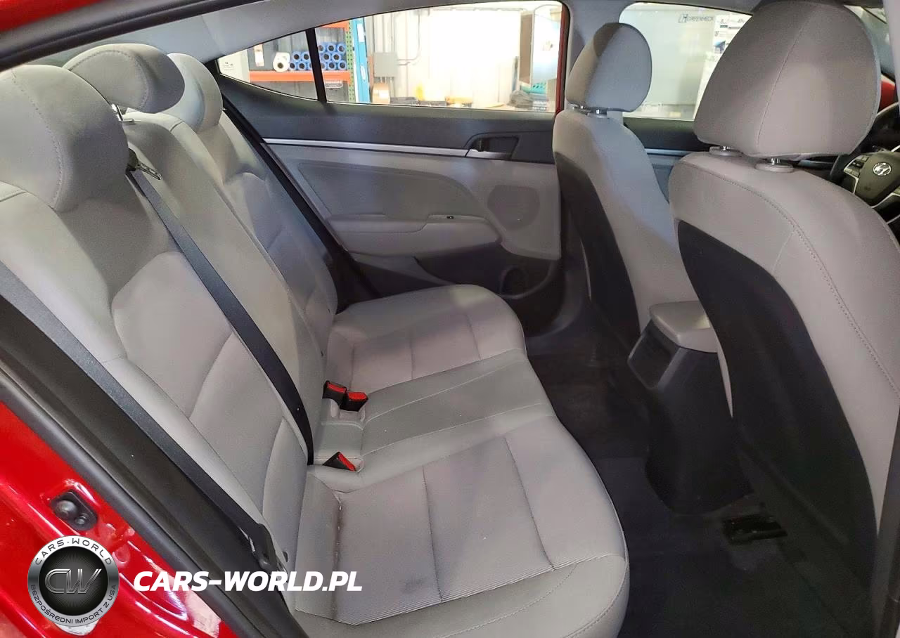 2018 Hyundai Elantra Sel VIN:5NPD84LF0JH285515 - 10
