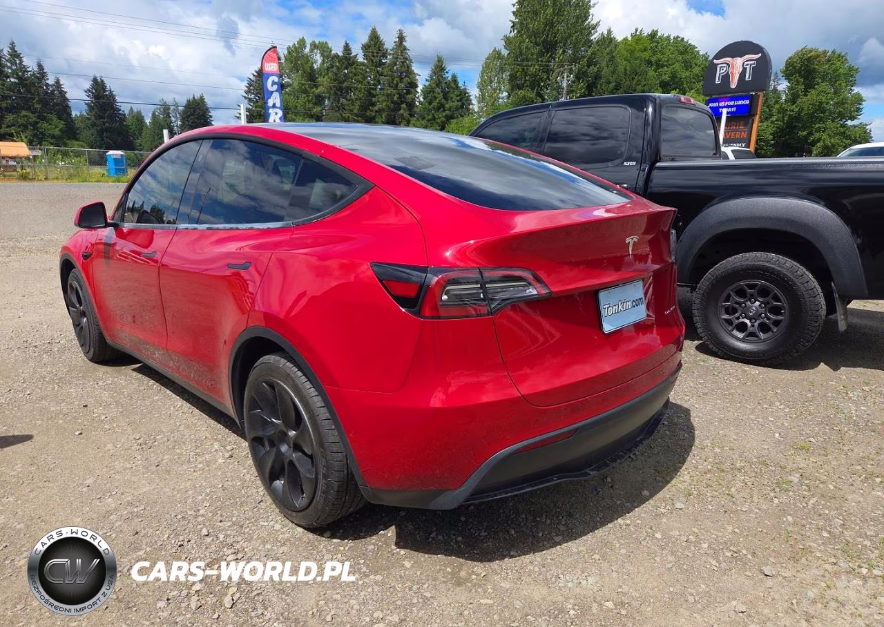 2021 Tesla Model Y VIN:5YJYGDEE4MF233509 - 3