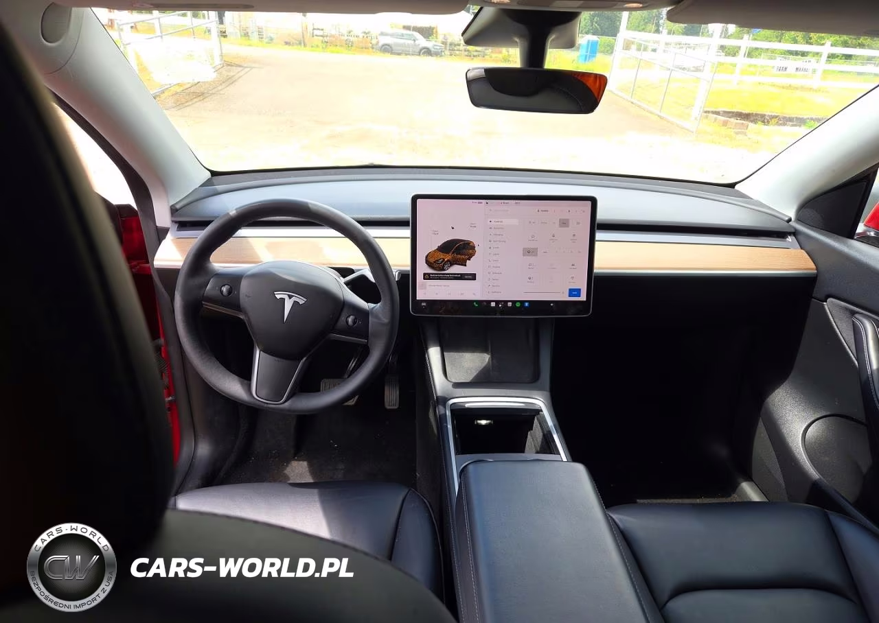 2021 Tesla Model Y VIN:5YJYGDEE4MF233509 - 9