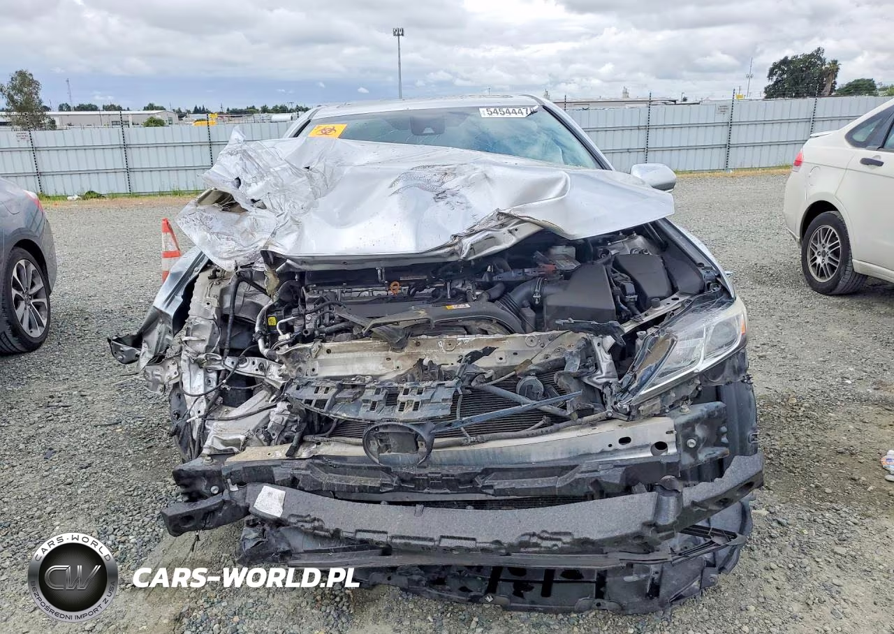 2019 Toyota Camry Se VIN:4T1B11HKXKU715571 - 5