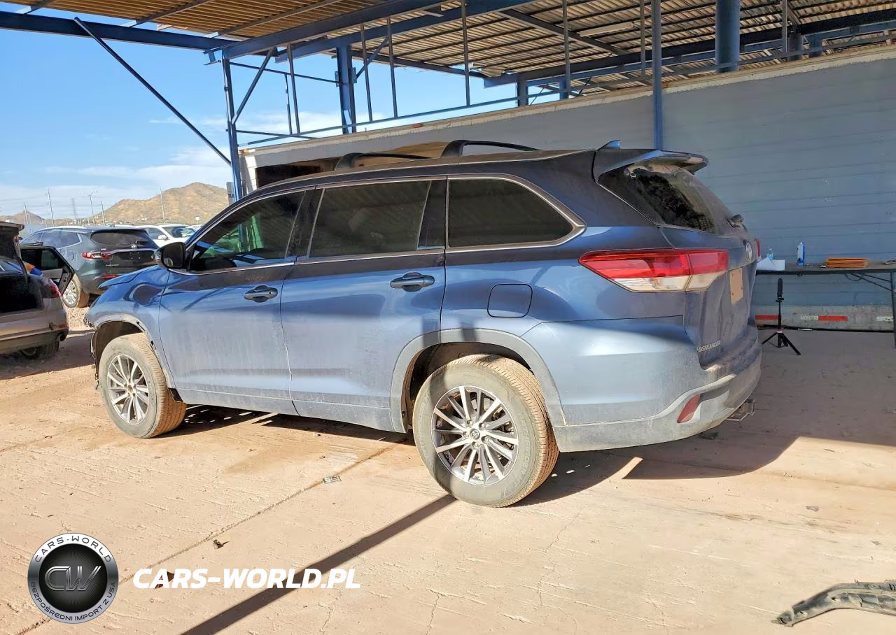 2017 Toyota Highlander Xle VIN:5TDKZRFH8HS217336 - 2