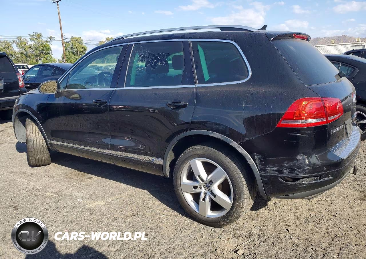 2011 Volkswagen Touareg Hybrid VIN:WVGFG9BPXBD003385 - 2