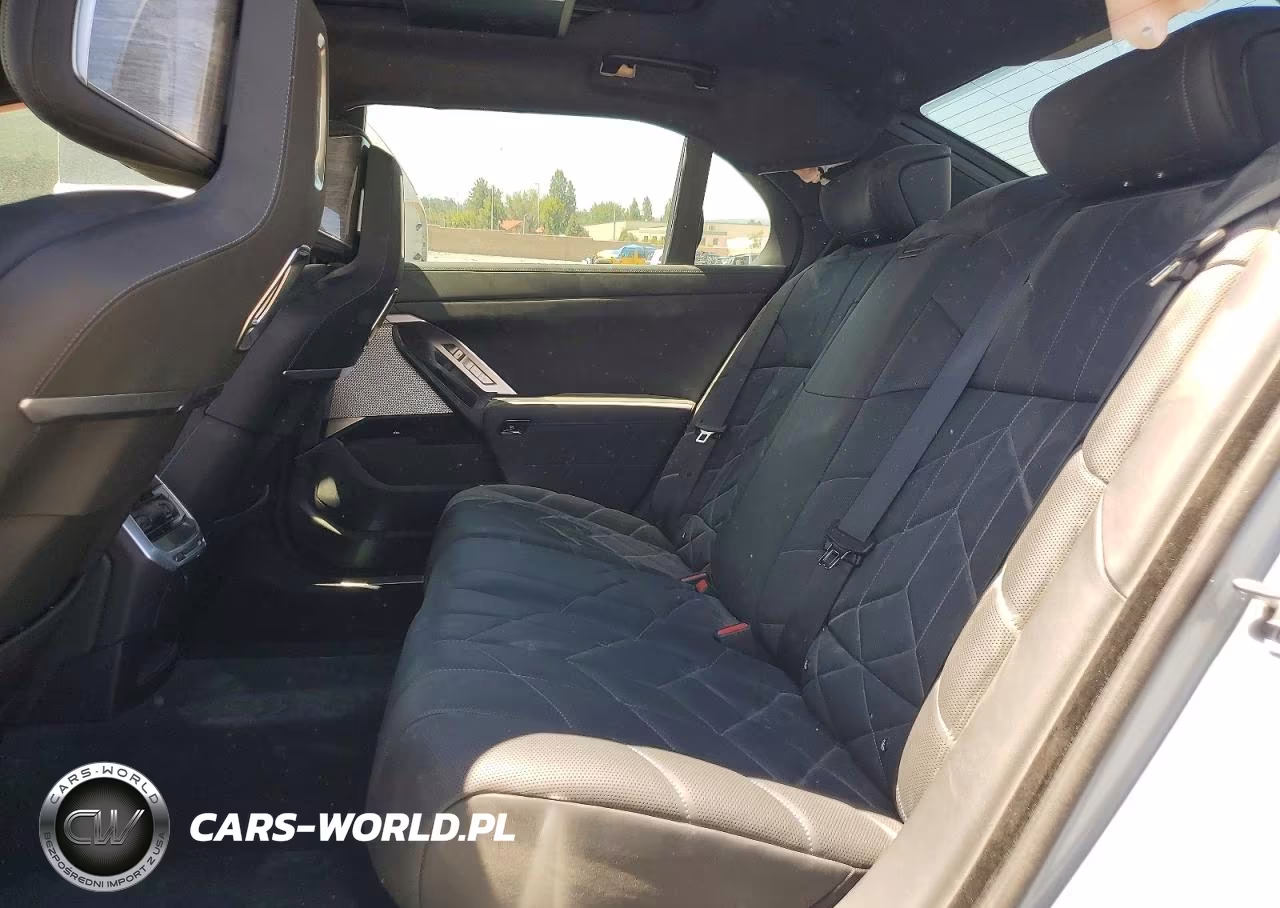 2025 BMW I7 Edrive50 VIN:WBY43EJ00SCT29060 - 10