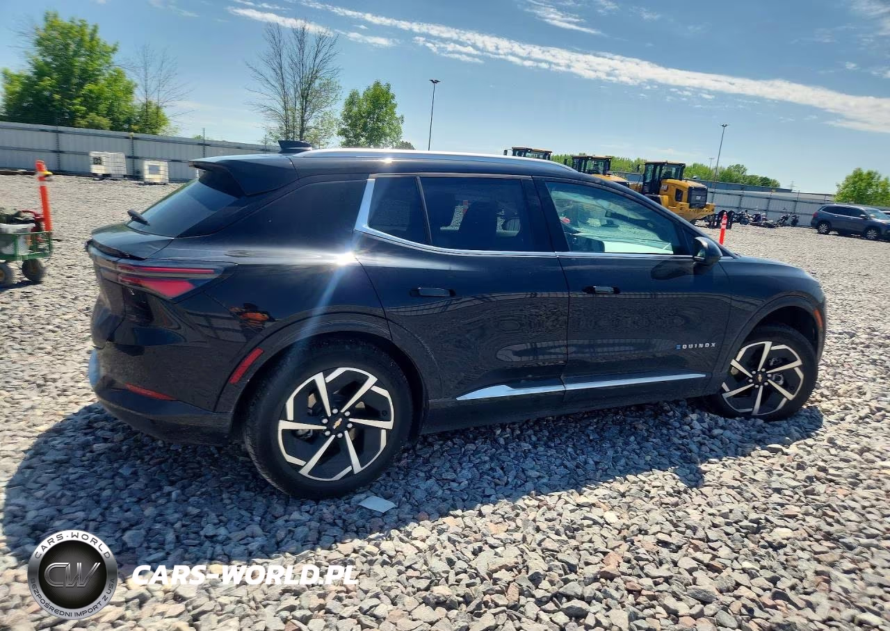 2025 Chevrolet Equinox Lt VIN:3GN7DNRR5SS214955 - 3