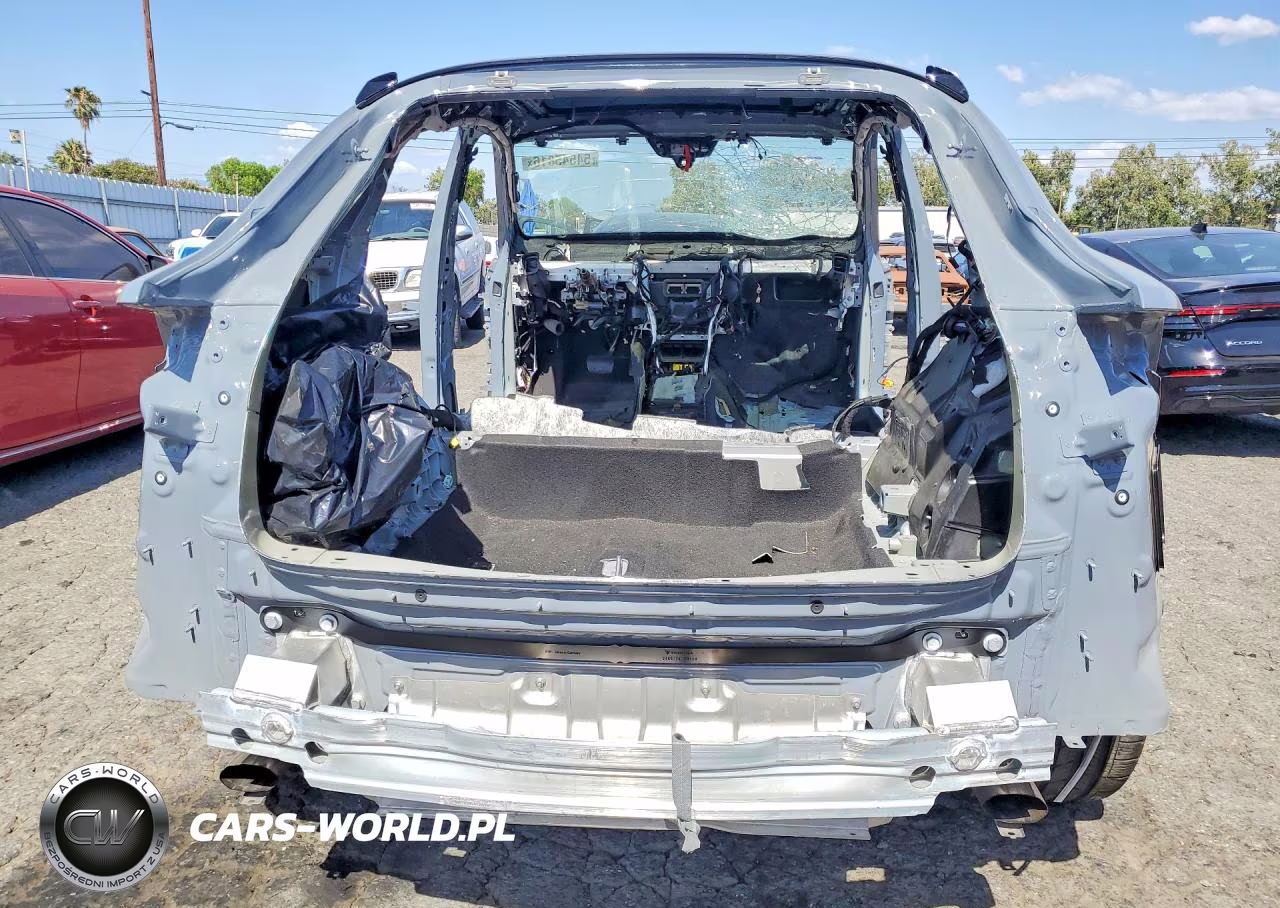2024 Porsche Cayenne Coupe VIN:WP1BA2AYXRDA54268 - 6