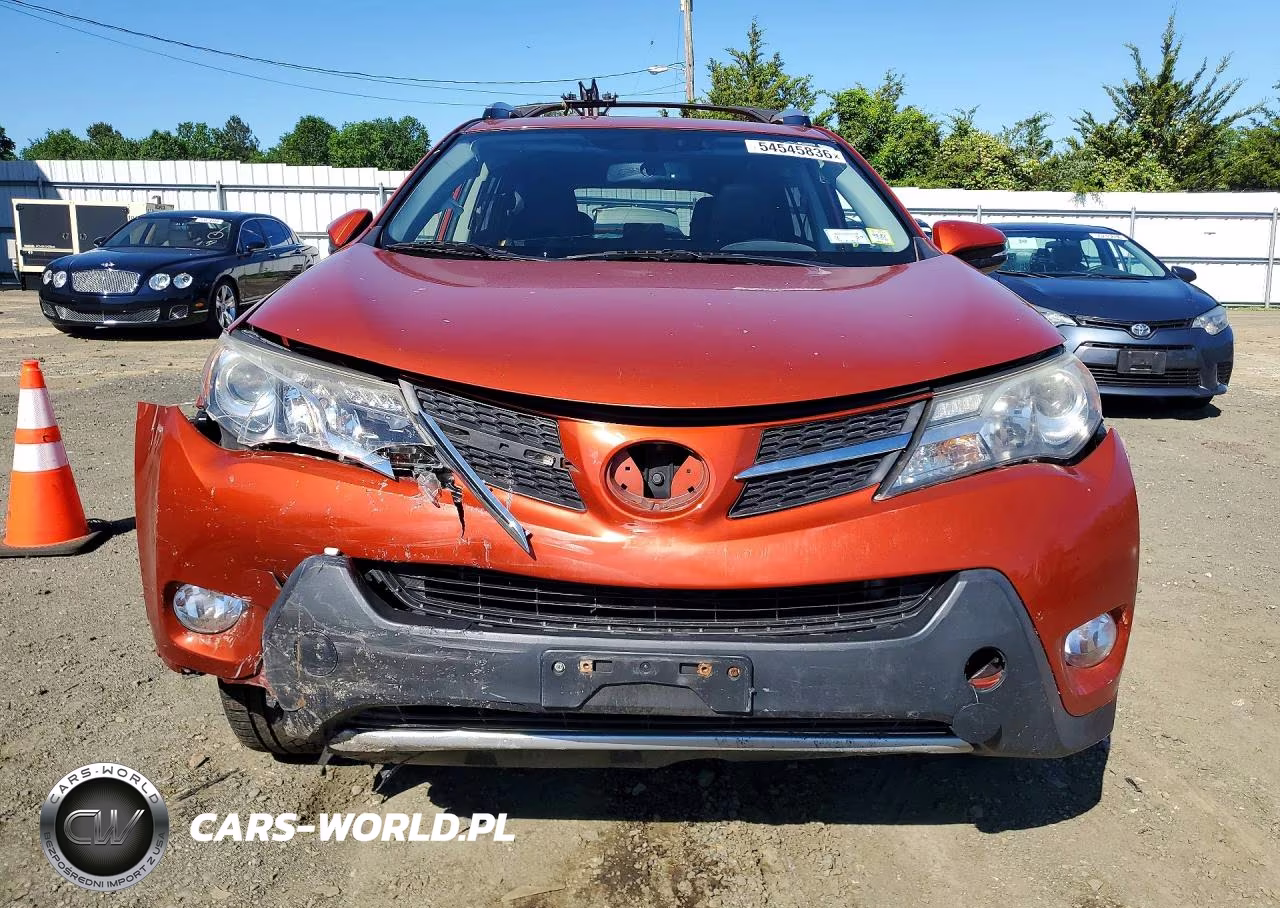 2015 Toyota Rav4 Limited VIN:JTMDFREV8FJ021030 - 5