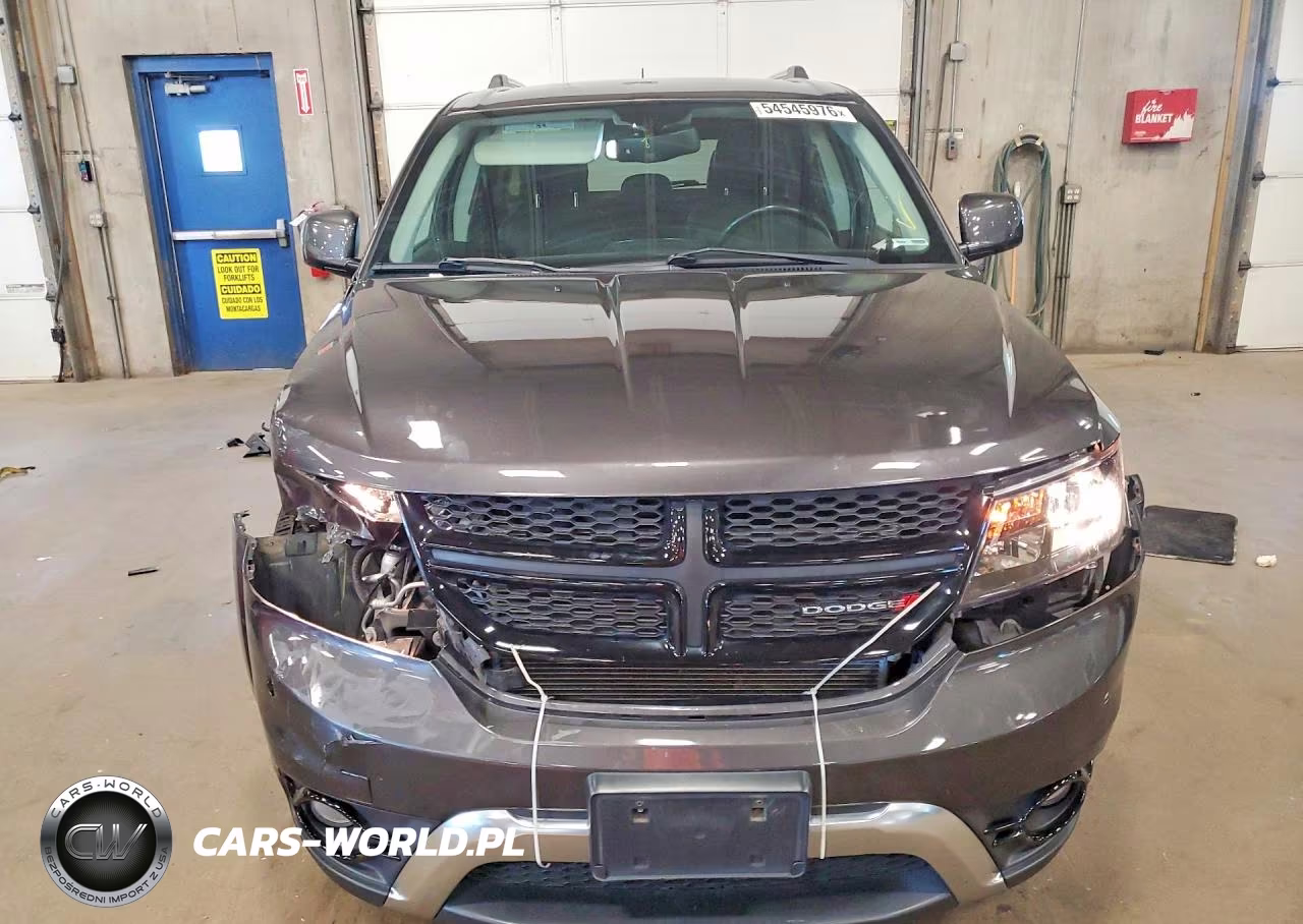 2018 Dodge Journey Crossroad VIN:3C4PDDGG2JT269523 - 5