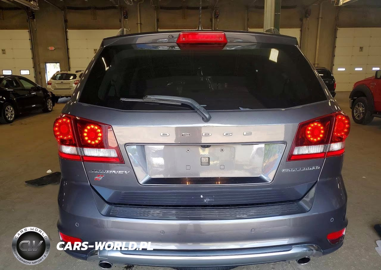 2018 Dodge Journey Crossroad VIN:3C4PDDGG2JT269523 - 6