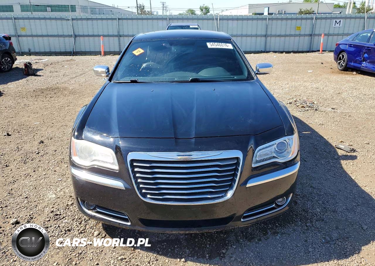 2013 Chrysler 300C VIN:2C3CCAET4DH507891 - 5