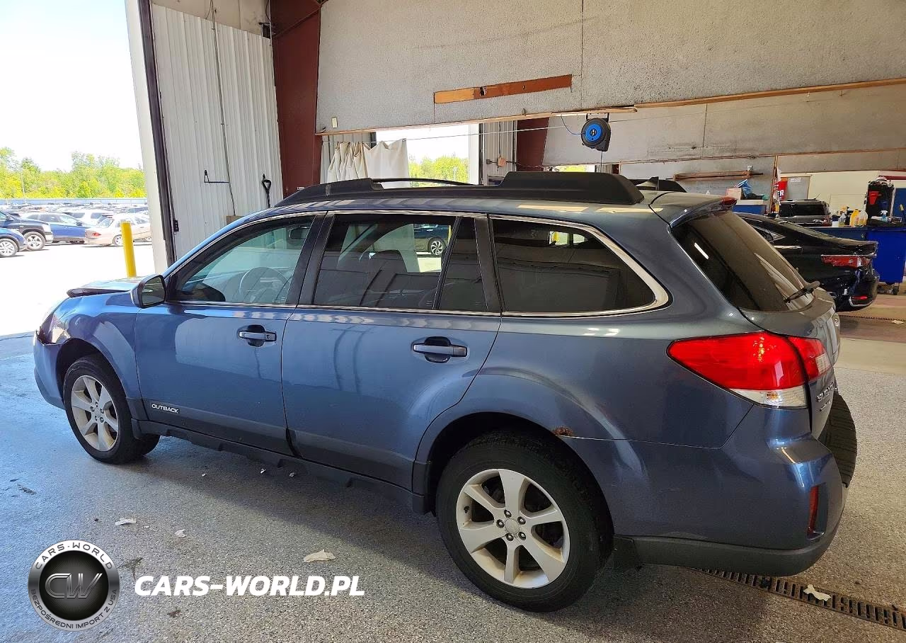 2014 Subaru Outback 2.5I Premium VIN:4S4BRBCC1E3242877 - 2