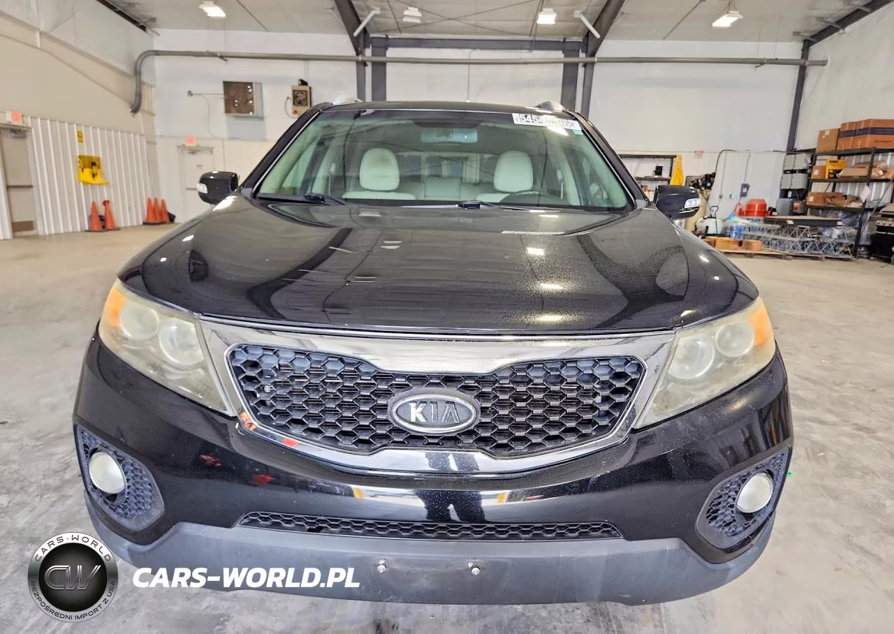 2011 Kia Sorento Lx VIN:5XYKT3A10BG024420 - 5