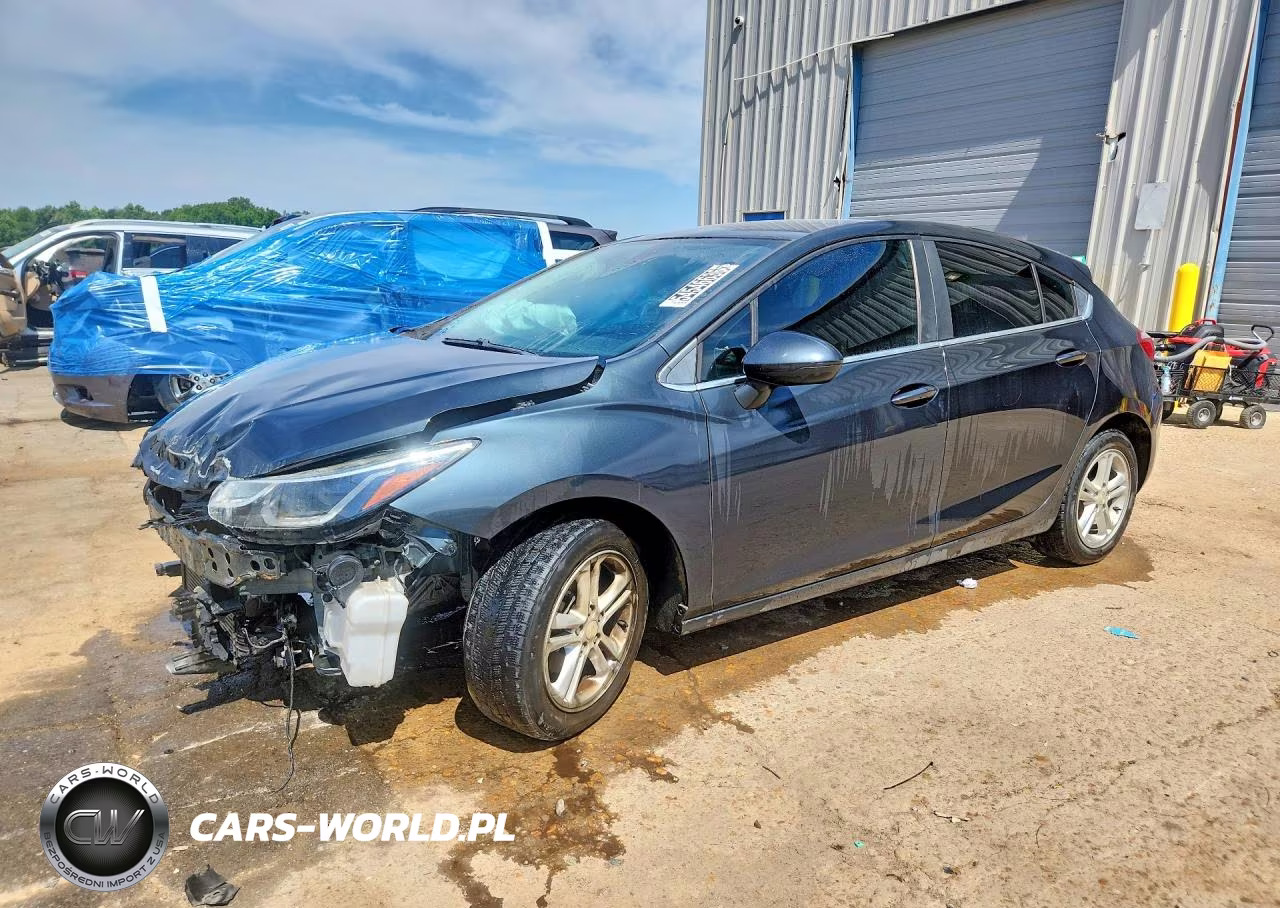 2017 Chevrolet Cruze Lt – zdjęcie 1 z 12