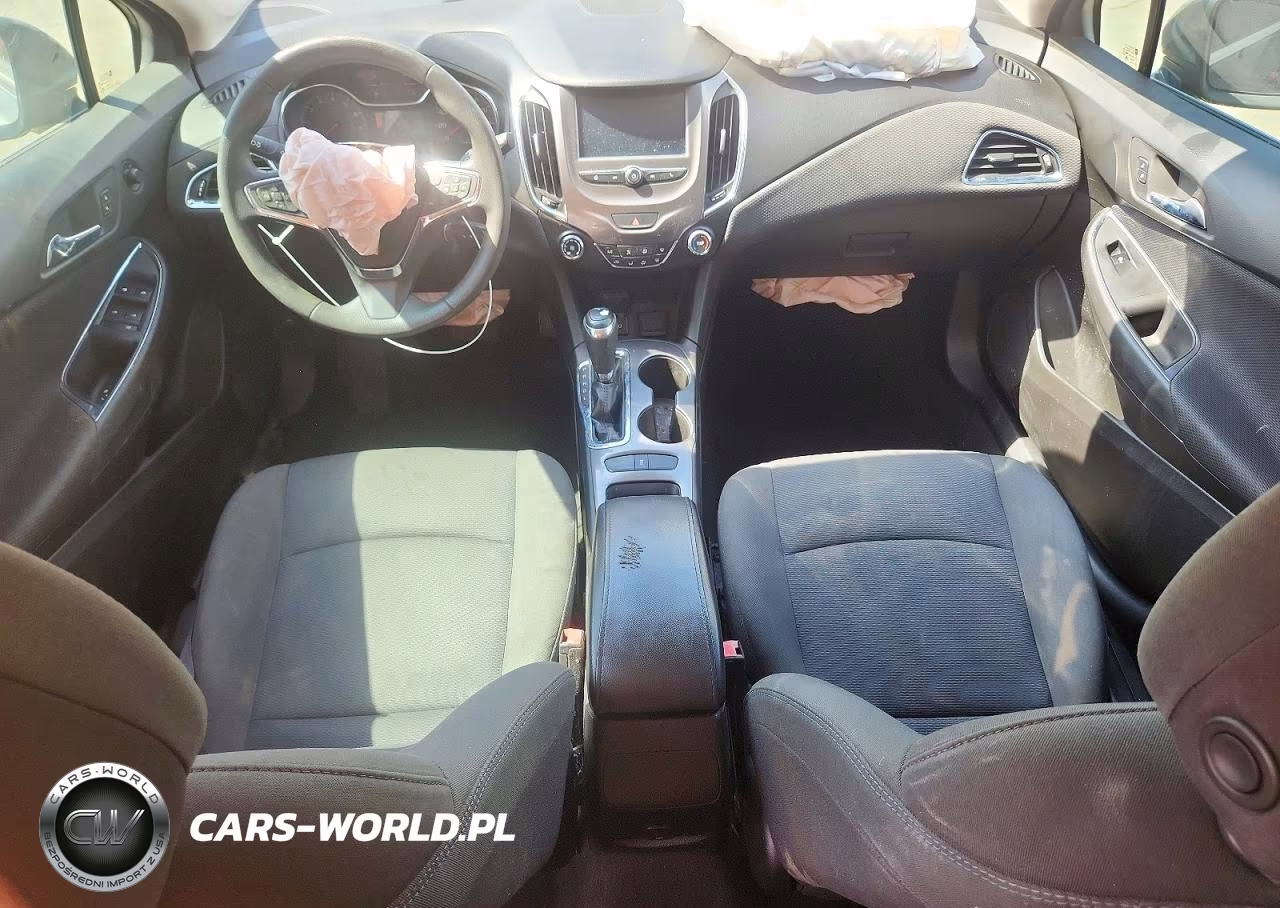 2017 Chevrolet Cruze Lt VIN:3G1BE6SM5HS578833 - 8
