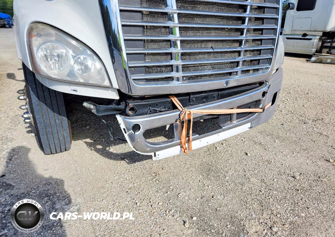 2016 Freightliner Cascadia 125 VIN:3AKJGLDV1GSGS4695 - 9
