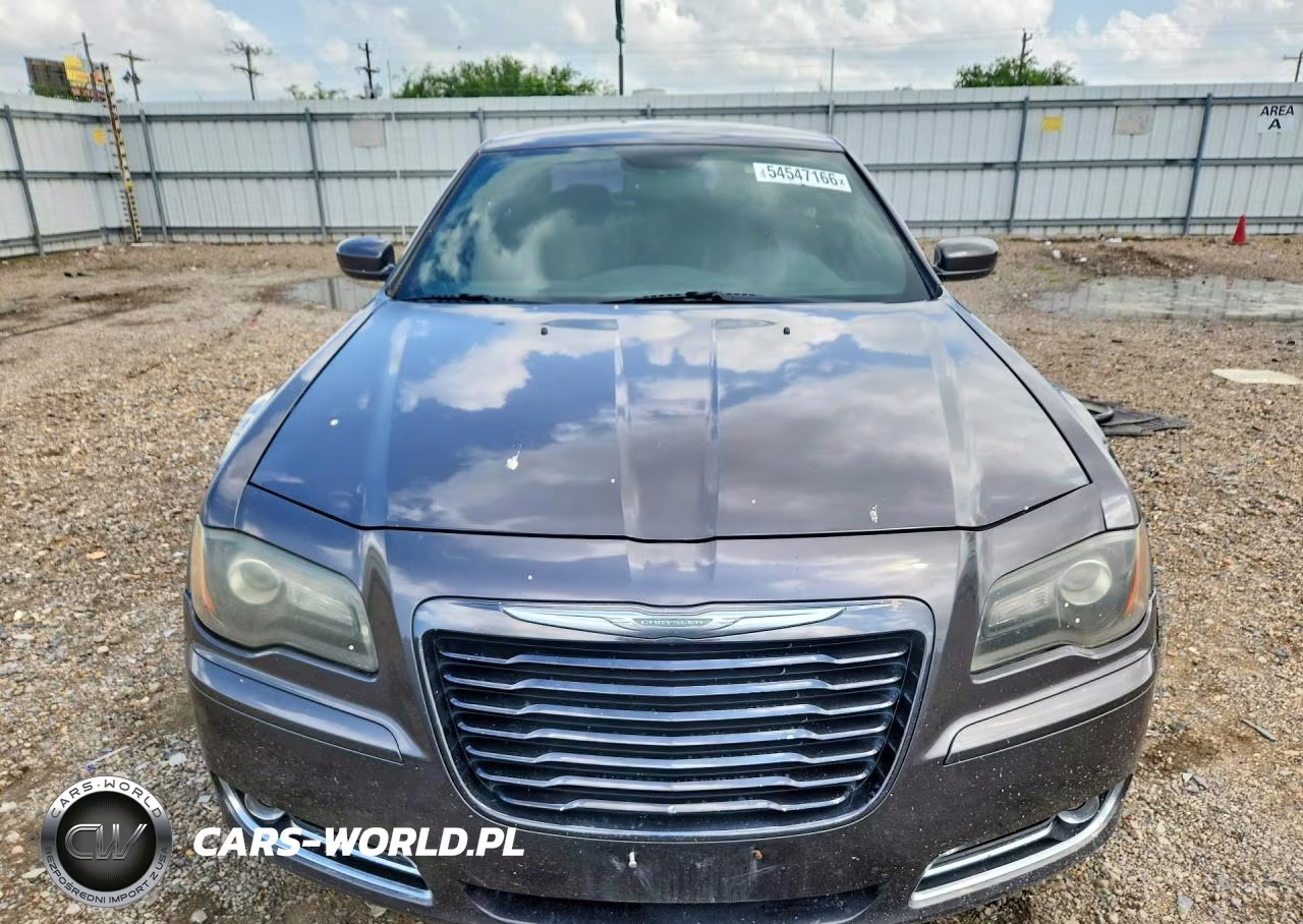 2014 Chrysler 300 S VIN:2C3CCABG8EH236908 - 5