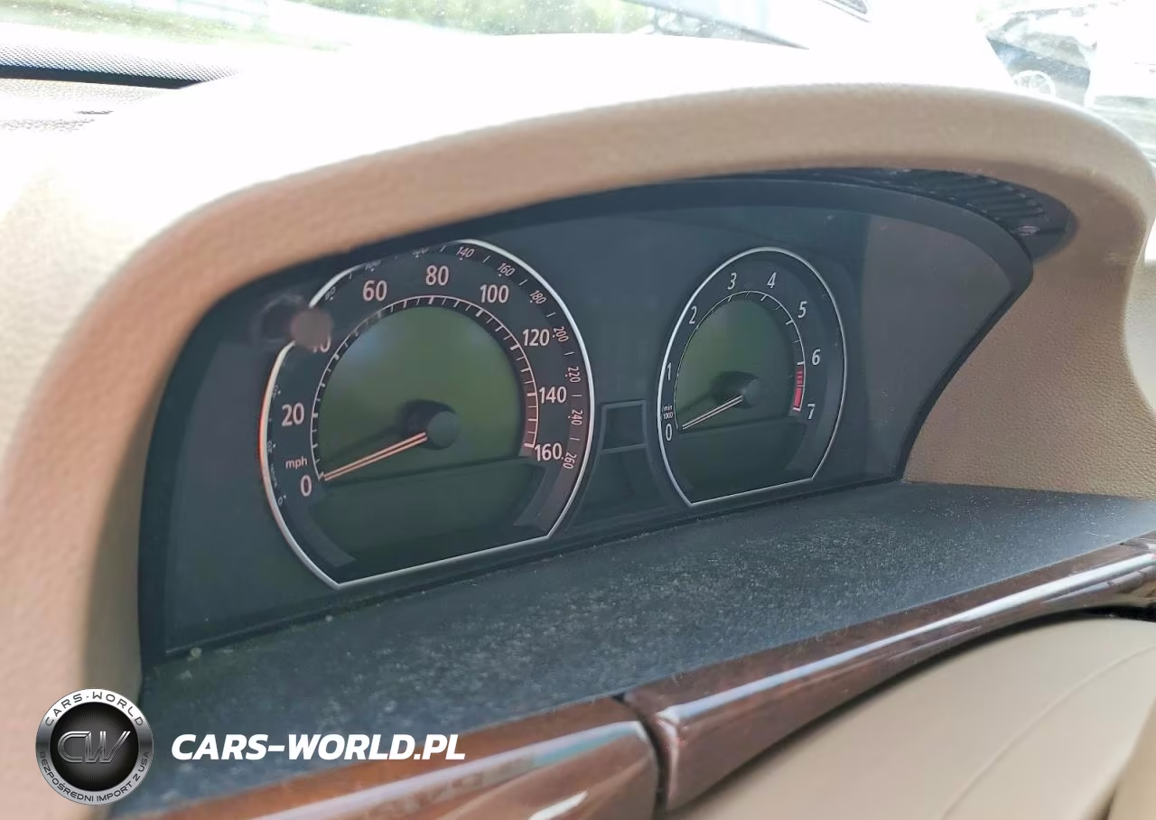2006 BMW 750 I VIN:WBAHL83576DT02058 - 9