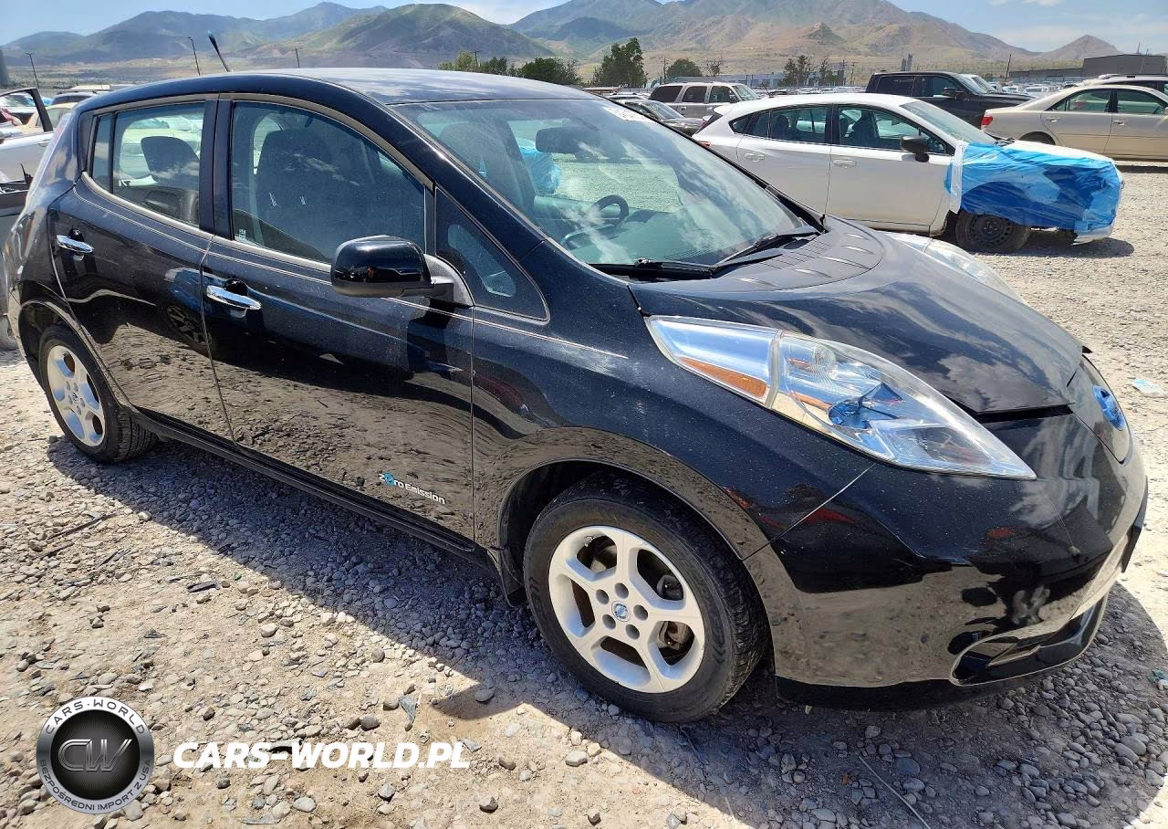 2013 Nissan Leaf S VIN:1N4AZ0CP2DC405516 - 4