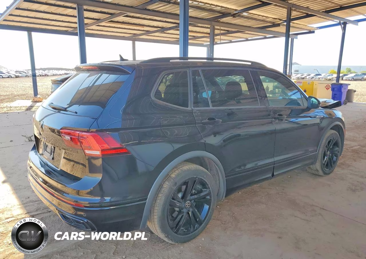 2023 Volkswagen Tiguan Se R-Line Black VIN:3VVCB7AX1PM016311 - 3