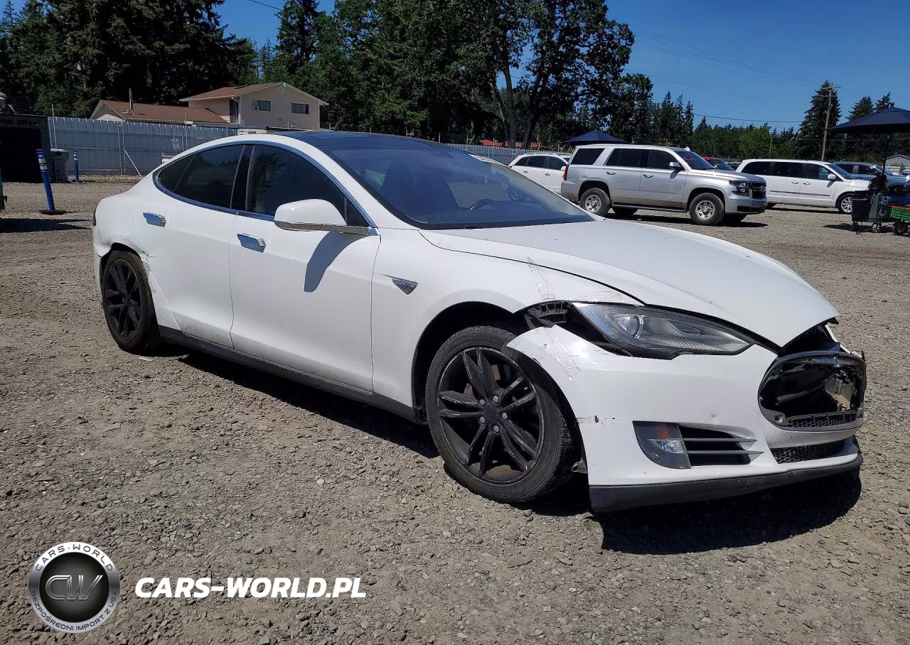 2014 Tesla Model S VIN:5YJSA1S1XEFP28791 - 4