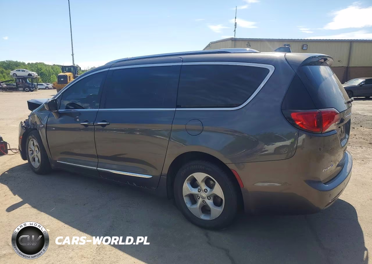 2017 Chrysler Pacifica Touring L Plus VIN:2C4RC1EG3HR543077 - 2
