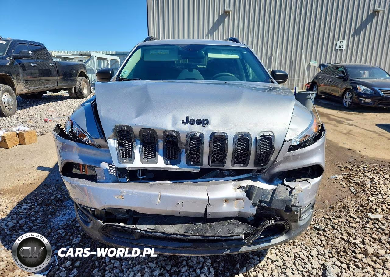 2016 Jeep Cherokee Sport VIN:1C4PJMAB3GW375441 - 5
