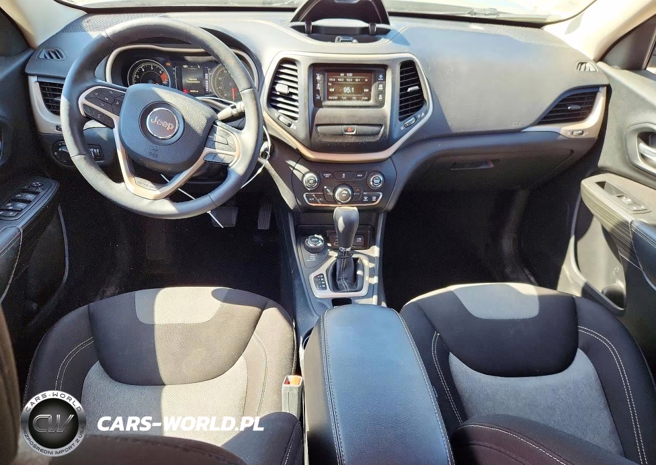 2016 Jeep Cherokee Sport VIN:1C4PJMAB3GW375441 - 8