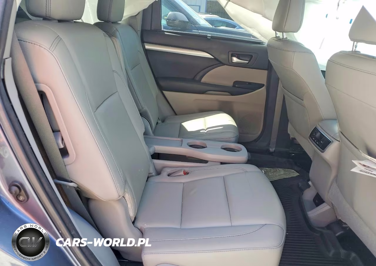 2018 Toyota Highlander Xle VIN:5TDJZRFH4JS497970 - 11