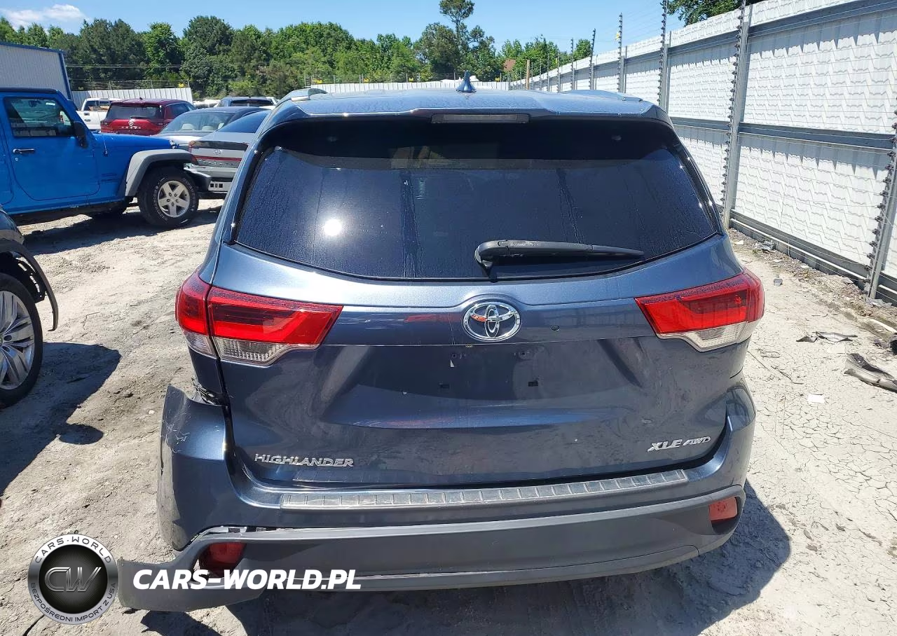 2018 Toyota Highlander Xle VIN:5TDJZRFH4JS497970 - 6