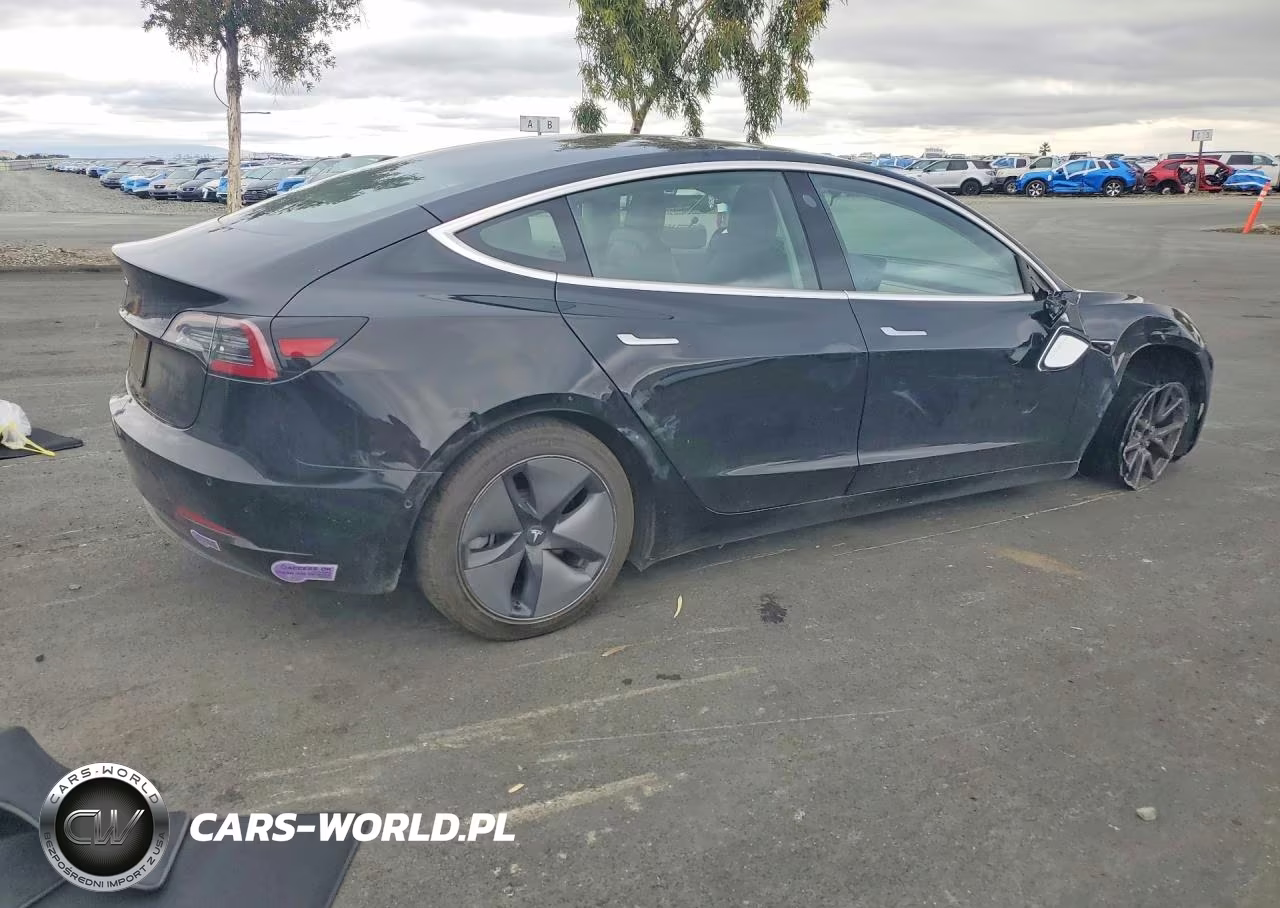 2018 Tesla Model 3 VIN:5YJ3E1EA7JF173426 - 3